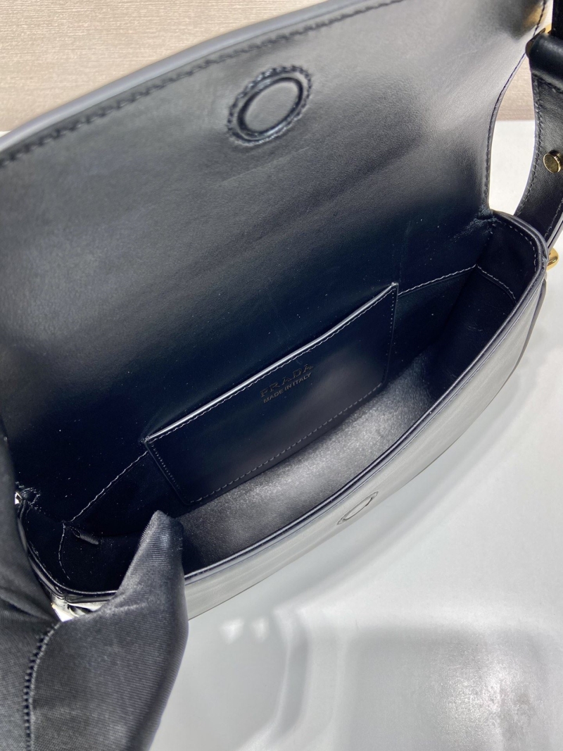 Pra*a hobo bags